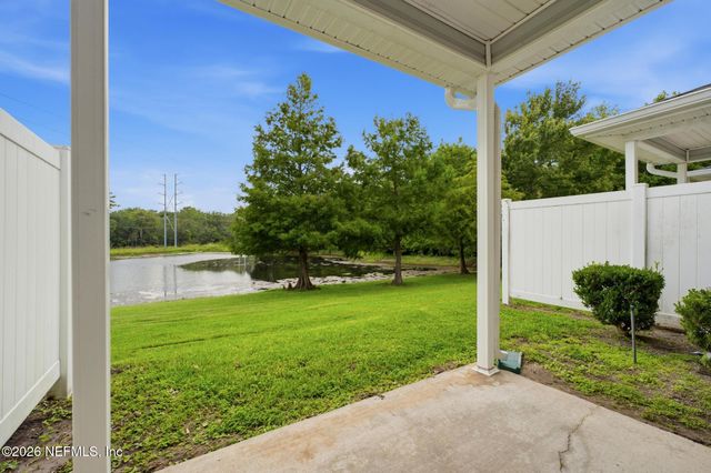 1827 BISCAYNE BAY Circle, Jacksonville, FL 32218