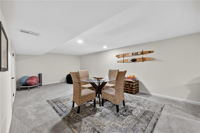 1011 Tam Oshanter Drive, Kansas City, MO 64145