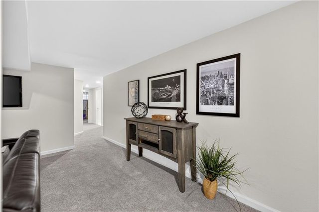 1011 Tam Oshanter Drive, Kansas City, MO 64145