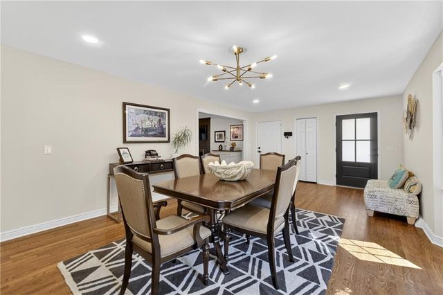 1011 Tam Oshanter Drive, Kansas City, MO 64145