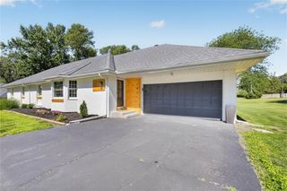 1011 Tam Oshanter Drive, Kansas City, MO 64145