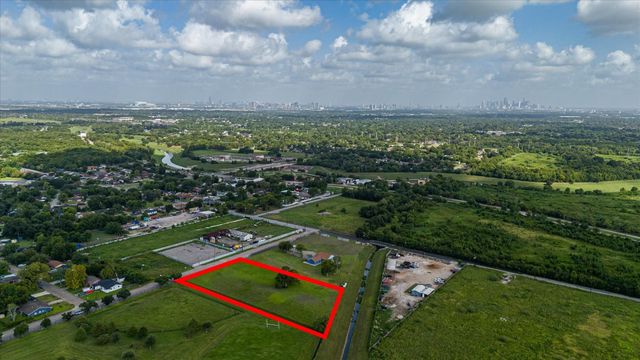 5706 S Acres Drive, Houston, TX 77048