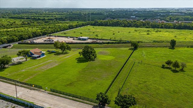 5706 S Acres Drive, Houston, TX 77048