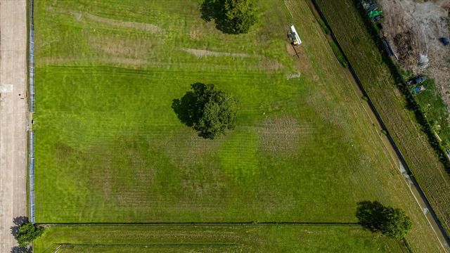 5706 S Acres Drive, Houston, TX 77048