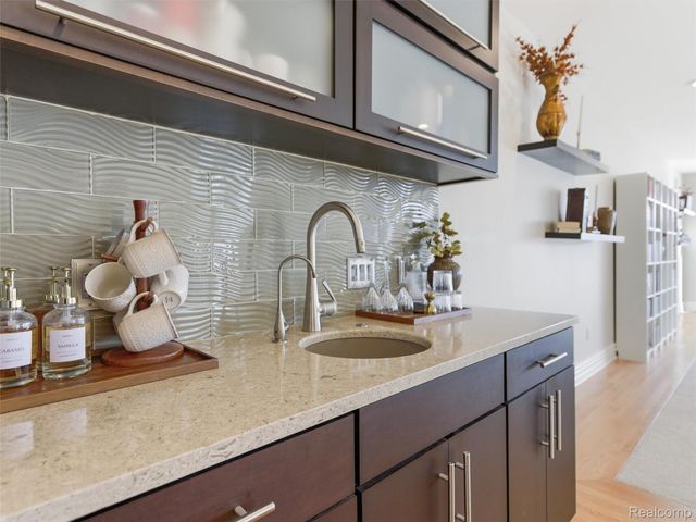 12183 Margaret Drive, Fenton Charter Township, MI 48430