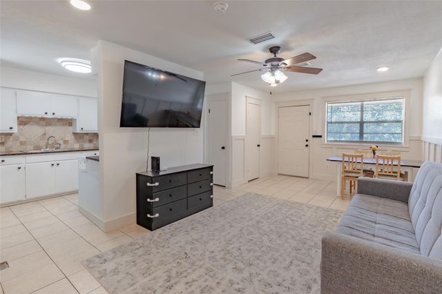 200 Hale Avenue, Decatur, TX 76234