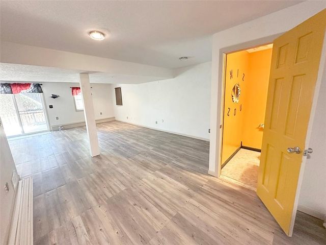 1152 Pacific Circle, Lee's Summit, MO 64081