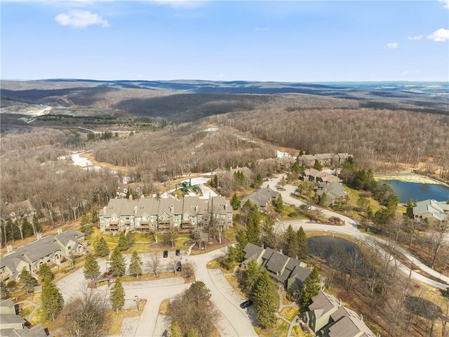 5319 Summit Drive, Hidden Valley, PA 15502