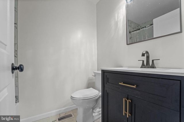 31 ACORN CT, Sicklerville, NJ 08081