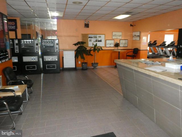 350 N ROUTE 73, Berlin, NJ 08009