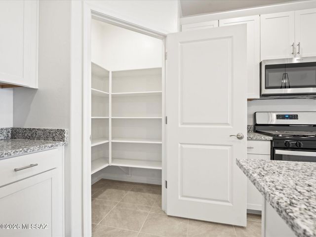 5142 W Bowen House Road, Tucson, AZ 85757