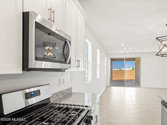 5142 W Bowen House Road, Tucson, AZ 85757