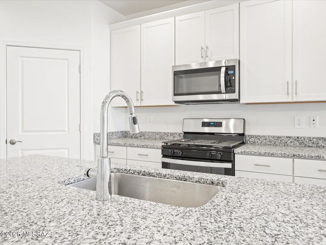 5142 W Bowen House Road, Tucson, AZ 85757