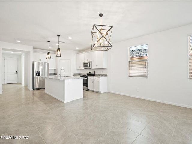 5142 W Bowen House Road, Tucson, AZ 85757