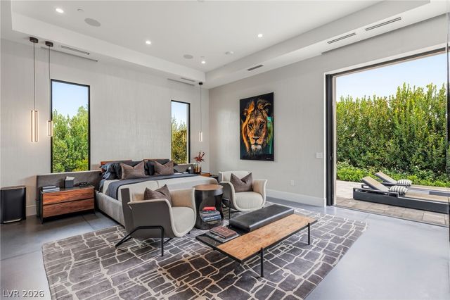 69 Olympia Canyon Way, Las Vegas, NV 89141