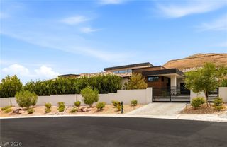 69 Olympia Canyon Way, Las Vegas, NV 89141