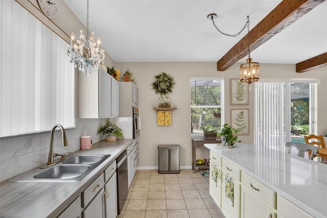 388 SAND RIDGE DRIVE, Davenport, FL 33896