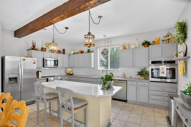 388 SAND RIDGE DRIVE, Davenport, FL 33896