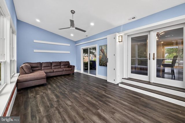 10 SHANANDALE CT, Silver Spring, MD 20904