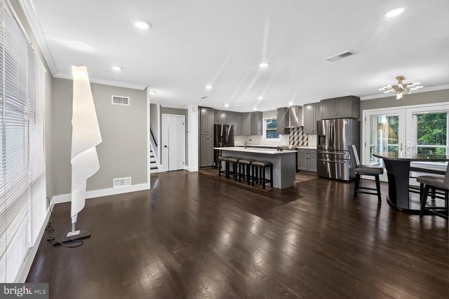 10 SHANANDALE CT, Silver Spring, MD 20904