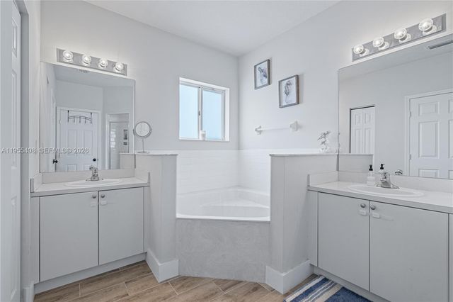 1940 SE 24th Ter, Homestead, FL 33035