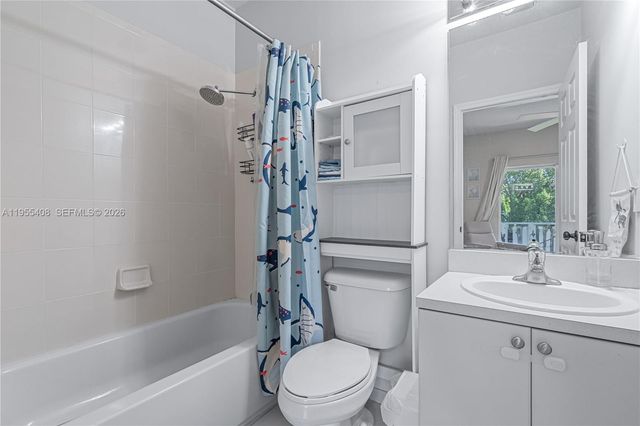 1940 SE 24th Ter, Homestead, FL 33035