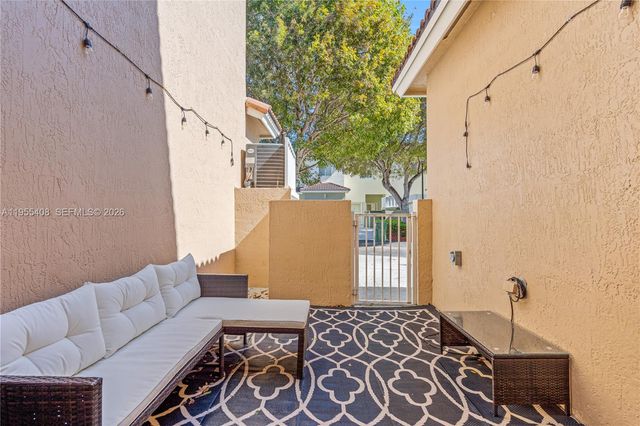 1940 SE 24th Ter, Homestead, FL 33035