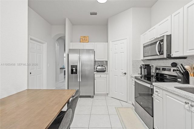 1940 SE 24th Ter, Homestead, FL 33035