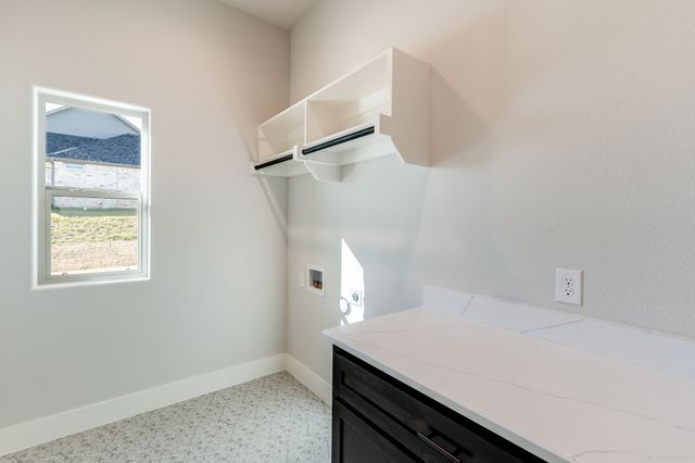 7017 Ranch View Place, Springtown, TX 76082