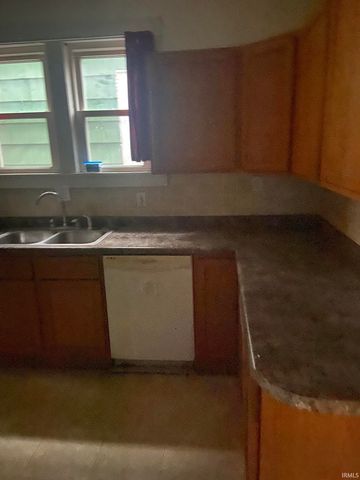 563 W 2Nd Street, Peru, IN 46970