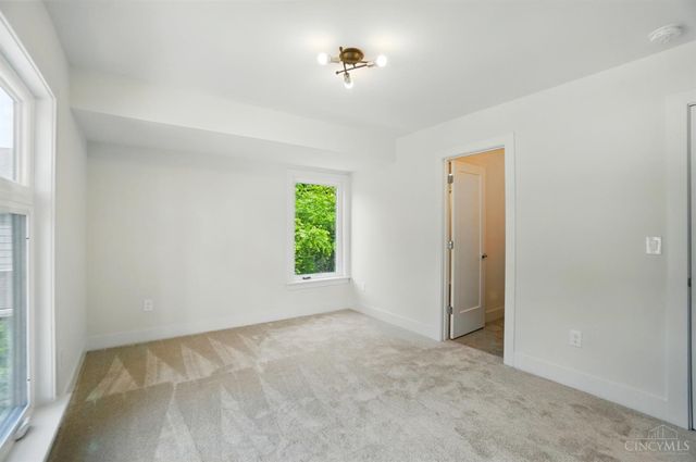 3550 Linwood Avenue, Cincinnati, OH 45226