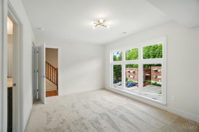 3550 Linwood Avenue, Cincinnati, OH 45226