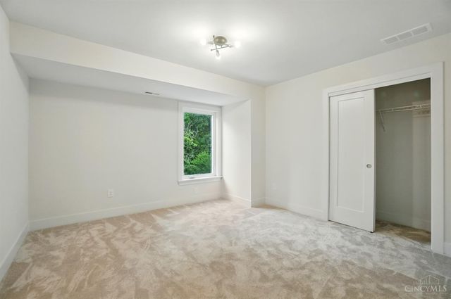 3550 Linwood Avenue, Cincinnati, OH 45226