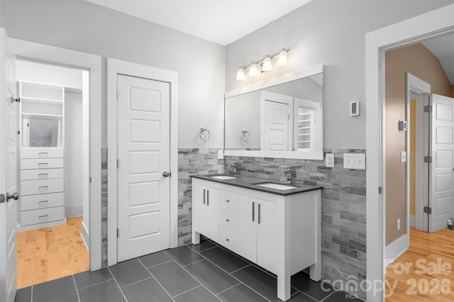 323 Rensselaer Avenue, Charlotte, NC 28203