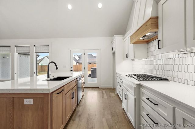 13716 S 21st Court E, Bixby, OK 74008