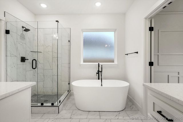 13716 S 21st Court E, Bixby, OK 74008