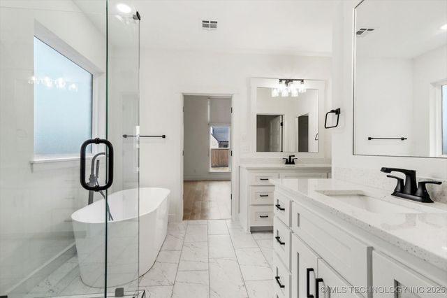 13716 S 21st Court E, Bixby, OK 74008