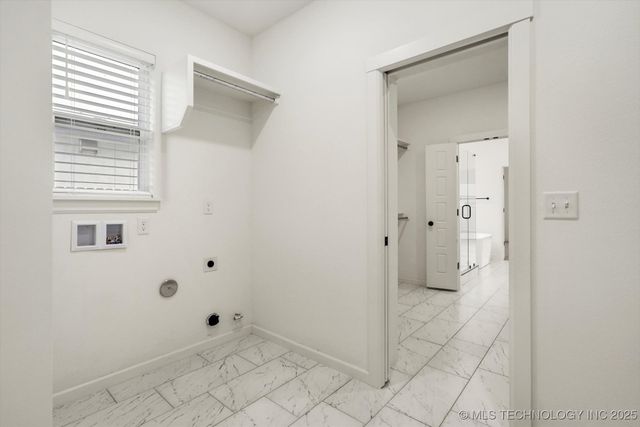 13716 S 21st Court E, Bixby, OK 74008