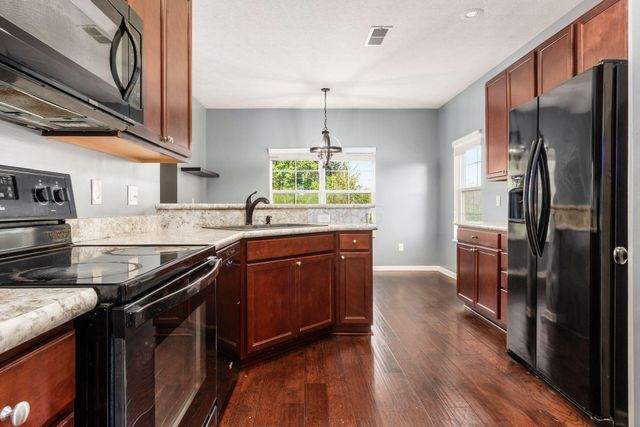 3565 Birkland Circle, Lewis Center, OH 43035