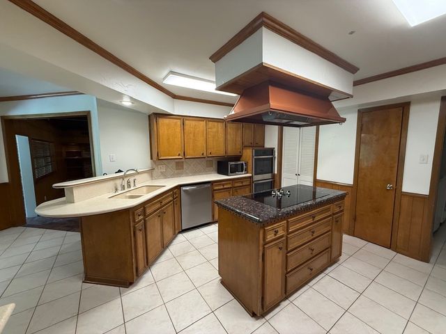 1601 Skyline Drive, Sherman, TX 75092