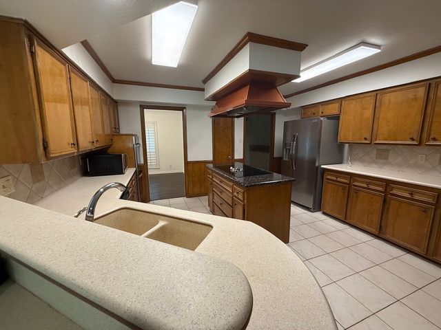 1601 Skyline Drive, Sherman, TX 75092