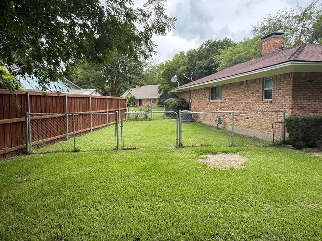 1601 Skyline Drive, Sherman, TX 75092