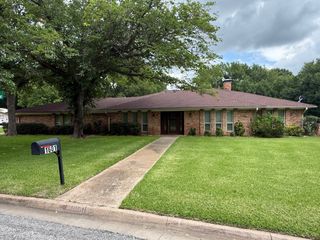 1601 Skyline Drive, Sherman, TX 75092