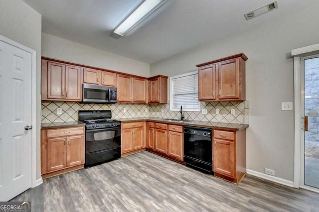 2152 Executive Drive, Duluth, GA 30096