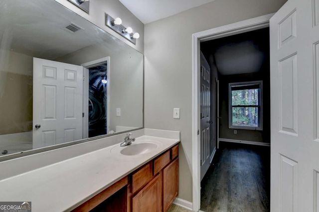 2152 Executive Drive, Duluth, GA 30096