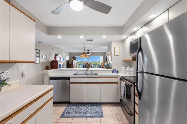 100 Stevens Landing DR # 305, Marco Island, FL 34145