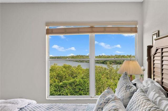 100 Stevens Landing DR # 305, Marco Island, FL 34145