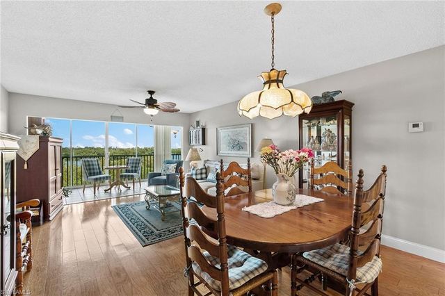 100 Stevens Landing DR # 305, Marco Island, FL 34145