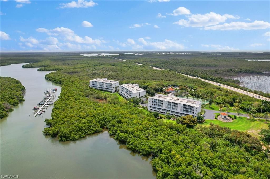 100 Stevens Landing DR # 305, Marco Island, FL 34145