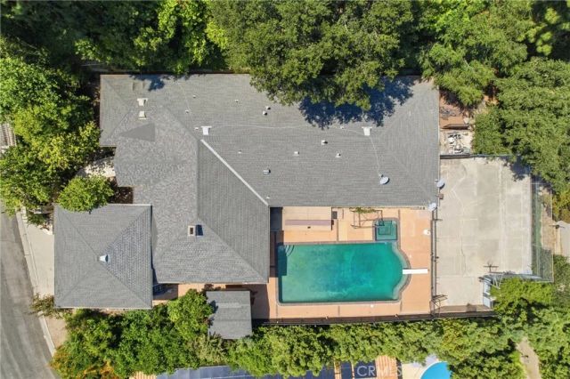 4908 Calvin Avenue, Tarzana, CA 91356